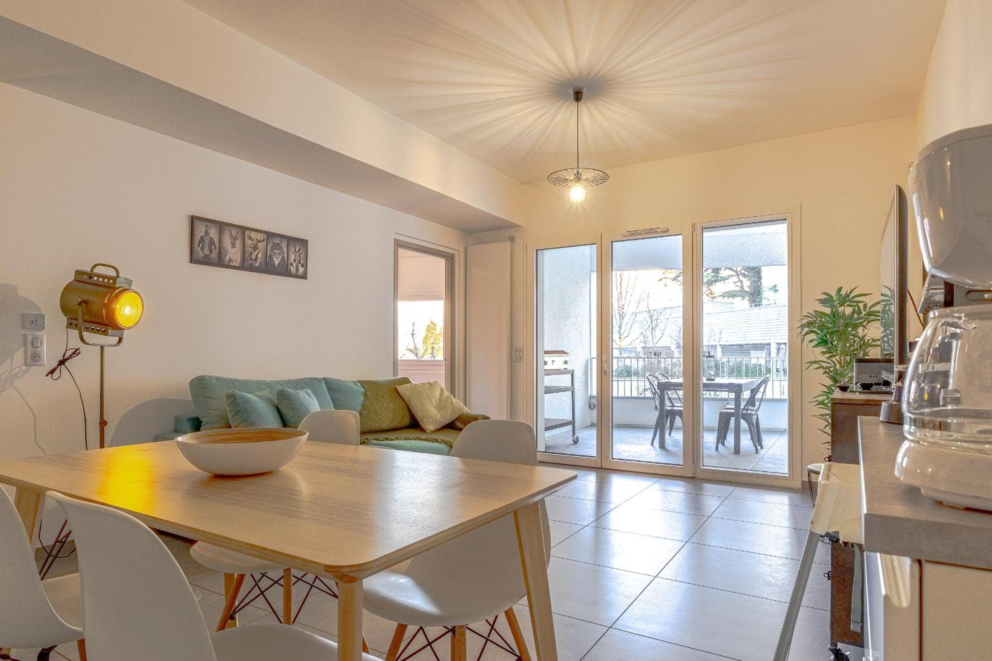 Reflet Du Veyrier 4 Etoiles - Proche Lac & Vieille Ville, Garage Prive, Secteur Recherche Annecy Exterior photo