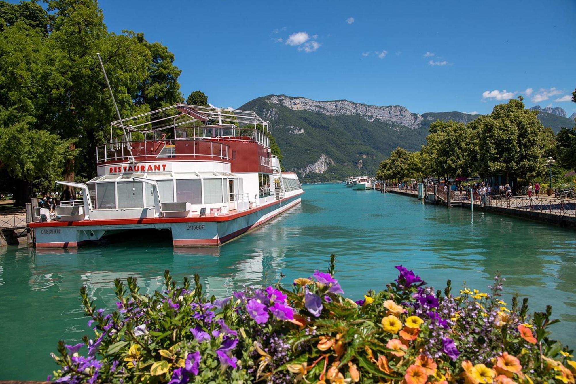 Reflet Du Veyrier 4 Etoiles - Proche Lac & Vieille Ville, Garage Prive, Secteur Recherche Annecy Exterior photo